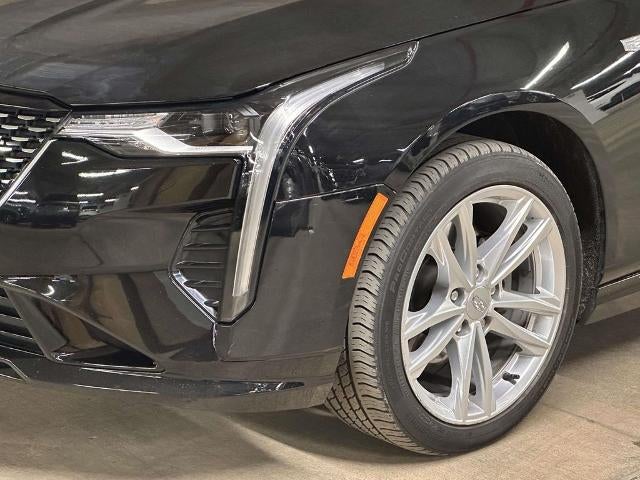 2022 Cadillac CT4 Luxury