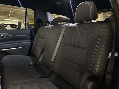 2024 Chevrolet Traverse LS