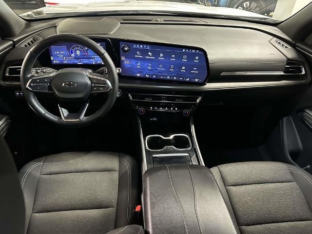 2024 Chevrolet Traverse LS