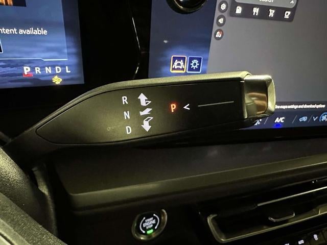 2024 Chevrolet Traverse LS