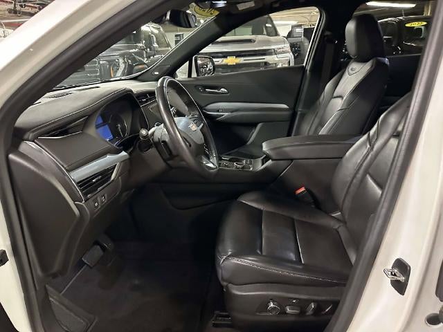 2023 Cadillac XT4 AWD Premium Luxury