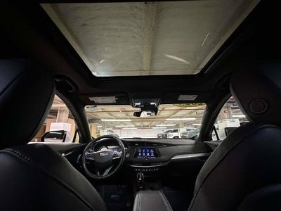 2023 Cadillac XT4 AWD Premium Luxury