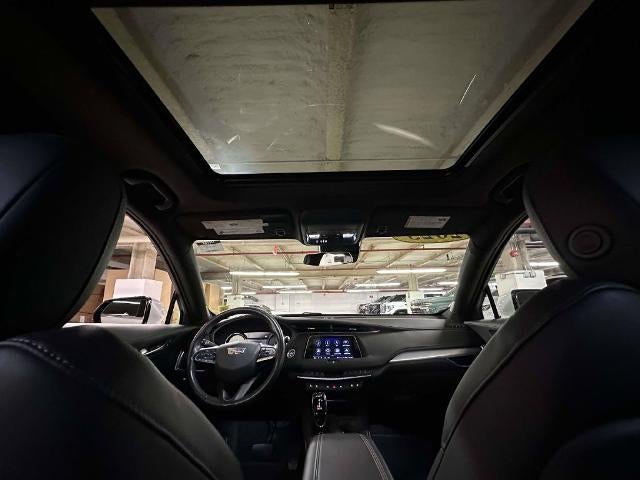 2023 Cadillac XT4 AWD Premium Luxury