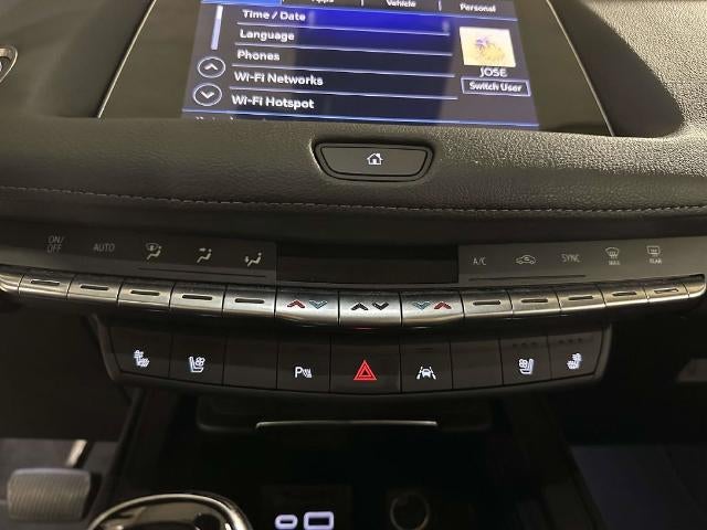 2023 Cadillac XT4 AWD Premium Luxury