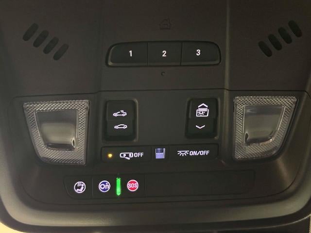 2023 Cadillac XT4 AWD Premium Luxury